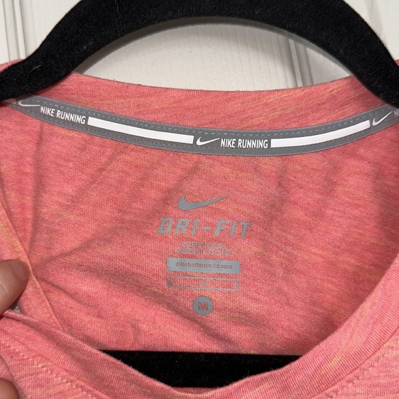 Nike Running Dri-fit cross back tank top, women’s medium, pink/salmon - Picture 3 of 8